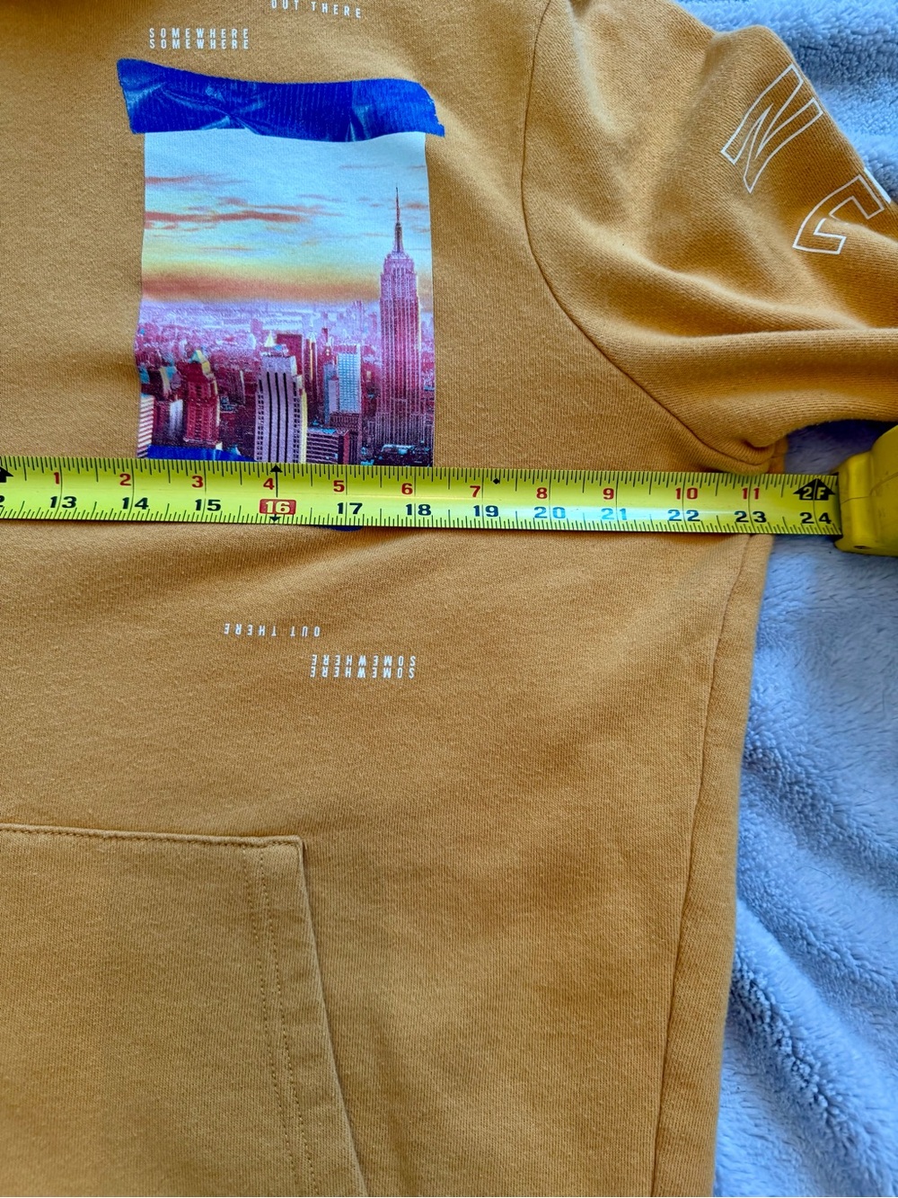 Aeropostale New York NYC Empire State Building Graphic Hoodie Mustard Mens L - Picture 4 of 8
